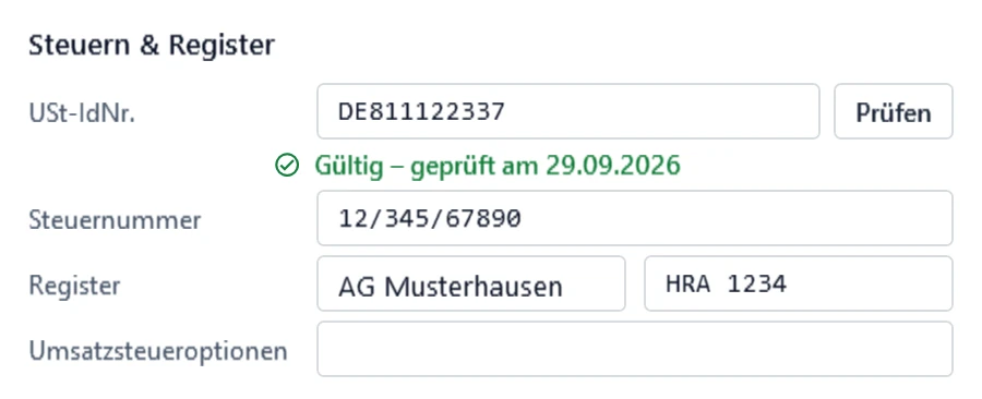 Abschnitt Steuern & Register der Kundenakte: Feld USt-IdNr. mit der Schaltfläche Prüfen, darunter in Grün die Zeile „Gültig – geprüft am 29.09.2026“, außerdem die Felder Steuernummer, Register und Umsatzsteueroptionen
